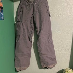 Gray/blue Allyance Ski pants. Lots of pockets. Warm, gently used.